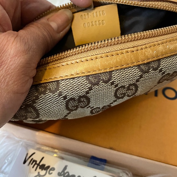 Pouch - Picture 6 of 9